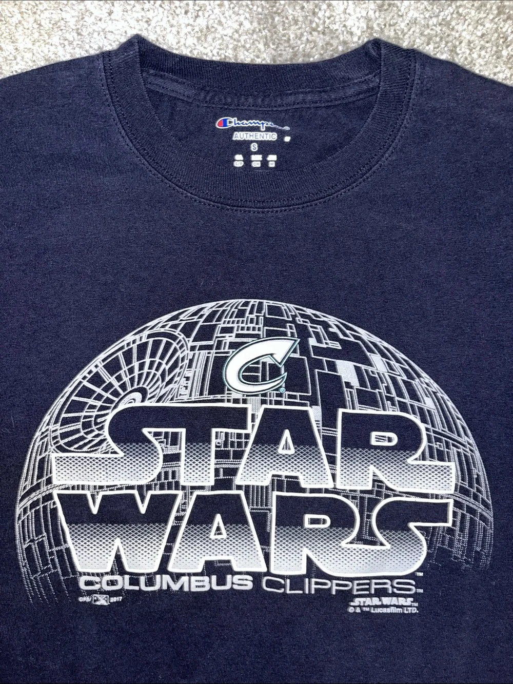 New Rare Columbus Clippers Star Wars T-Shirt R2D2 Champion Navy Blue Model S - Picture 2 of 2